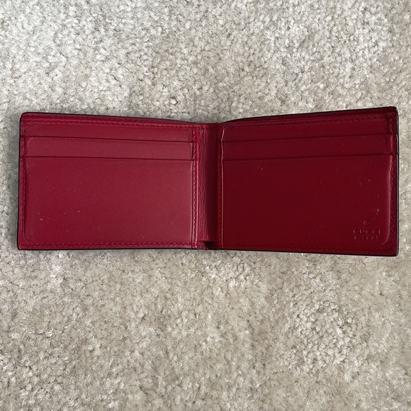 Gucci | Mens Leather Bifold Wallet - Picture 4 of 8